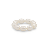 THE OVAL PEARL RING