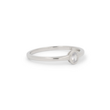 DAINTY OVAL STACKER