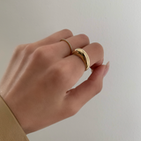 THE ESSENTIAL DOME RING