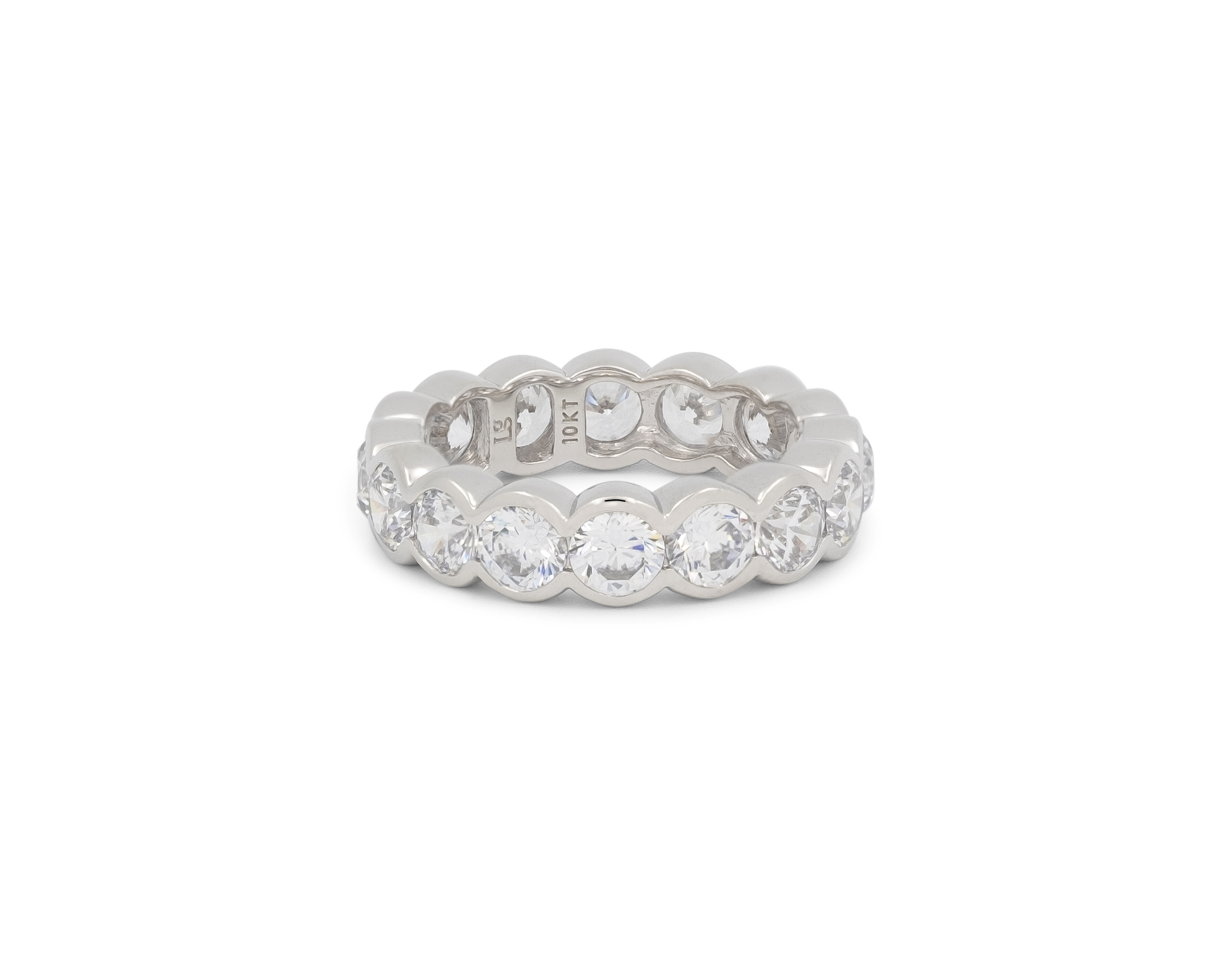 THE SCALLOPED ETERNITY RING