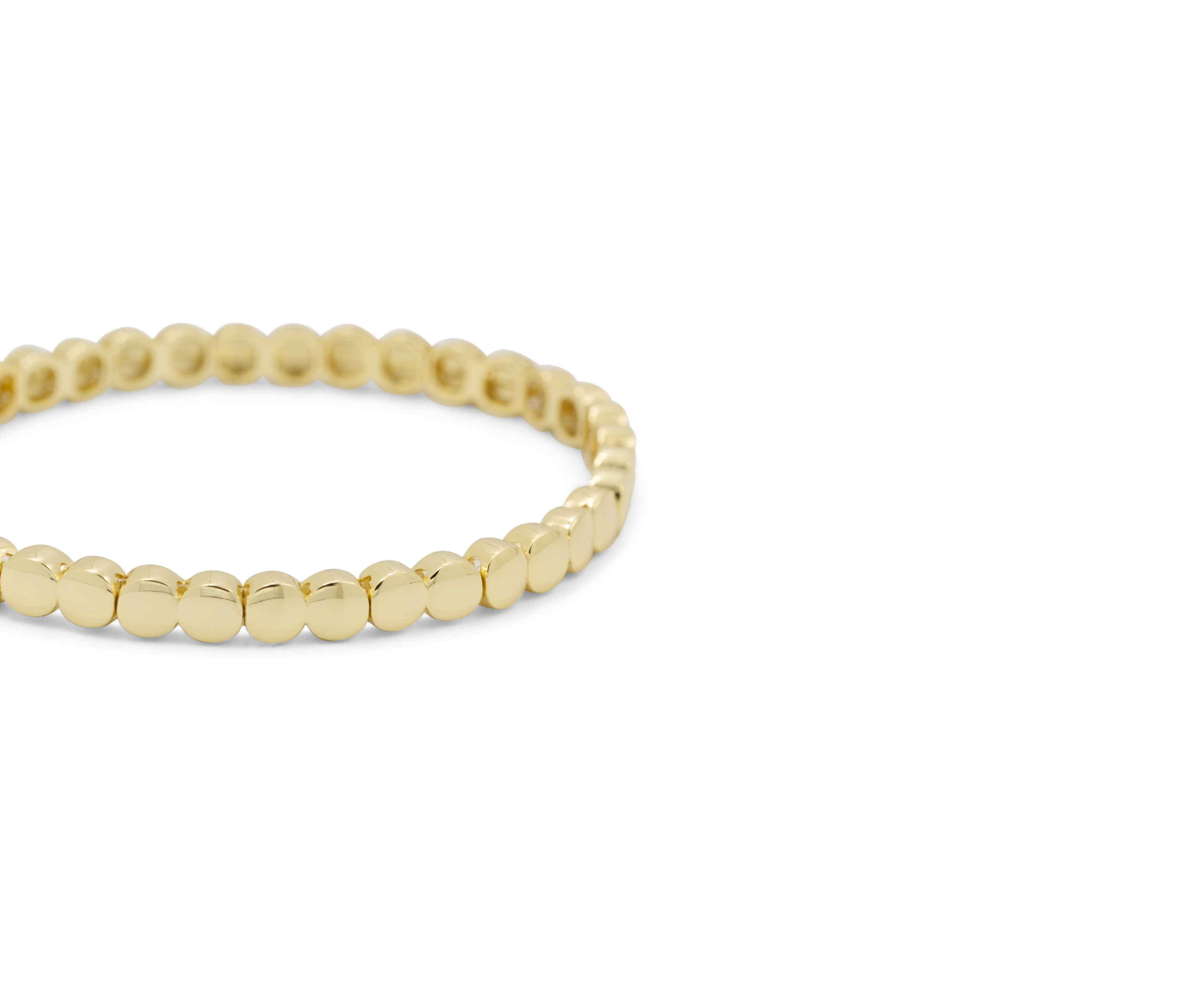 Yellow gold bracelet with round links in a curved row