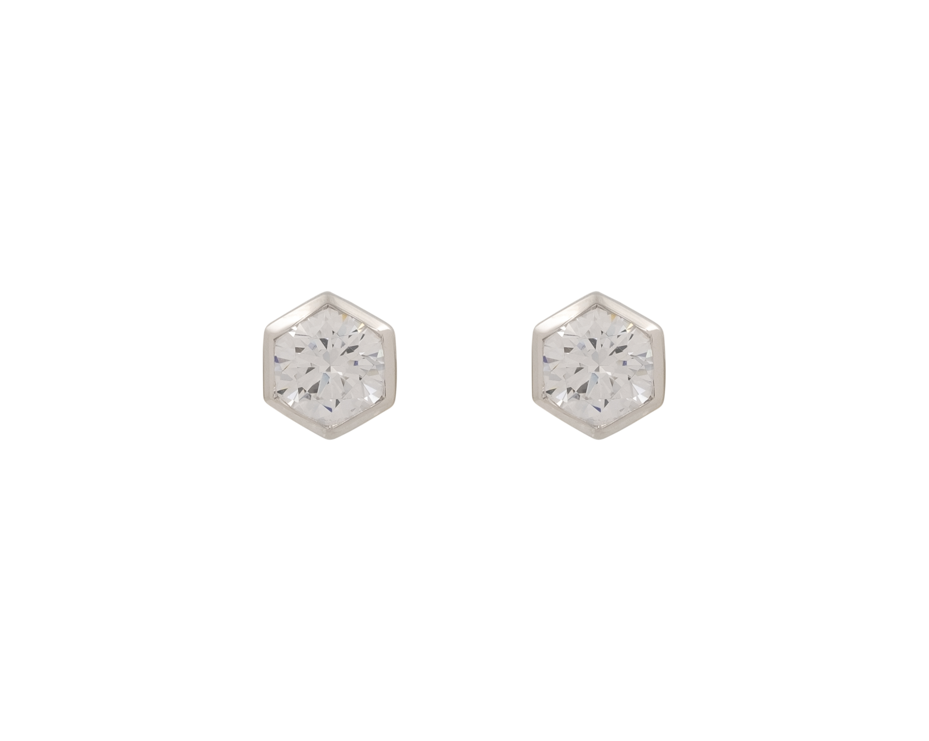 ROUNDED-EDGE BEZEL STUDS